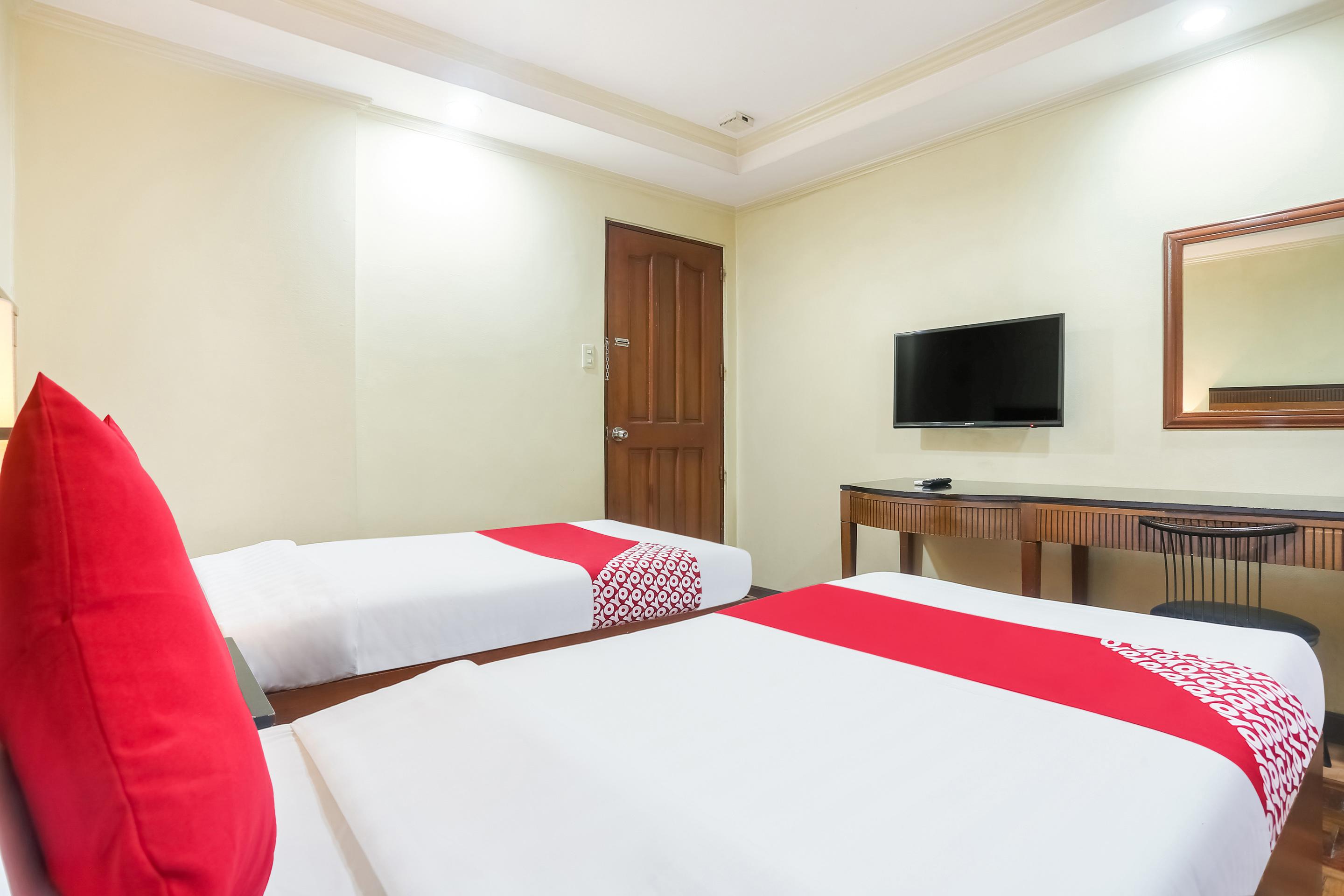 Royale Parc Inn & Suites Quezon City Exterior foto