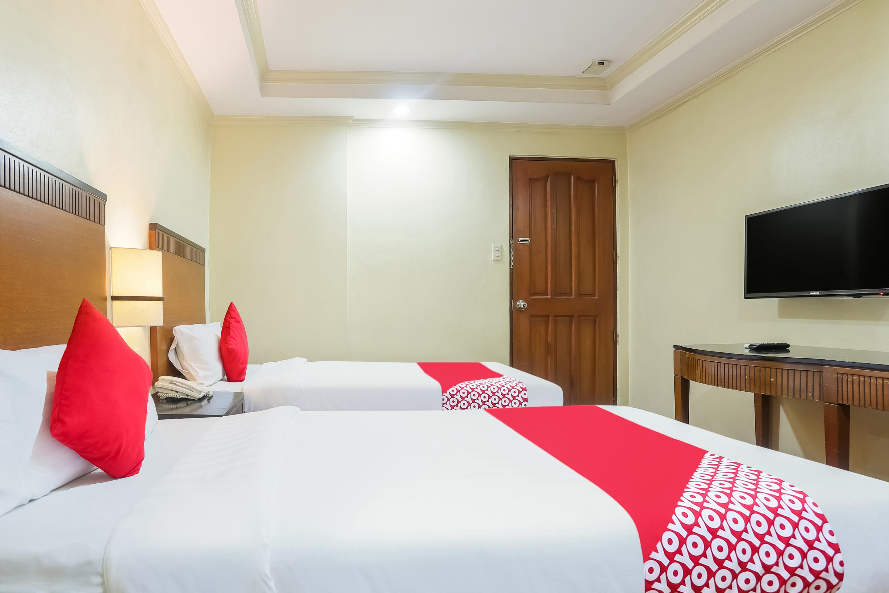 Royale Parc Inn & Suites Quezon City Exterior foto
