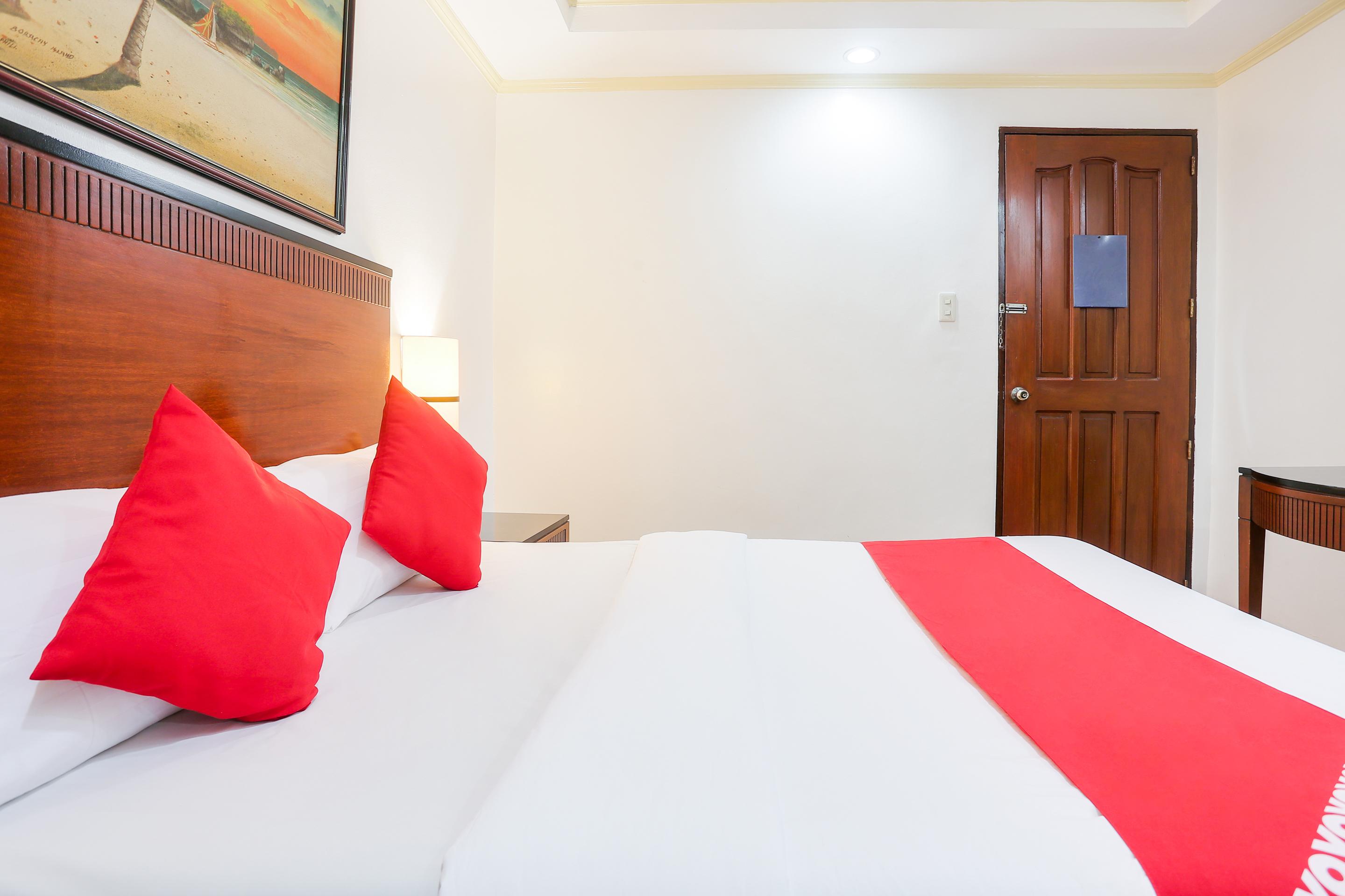 Royale Parc Inn & Suites Quezon City Exterior foto