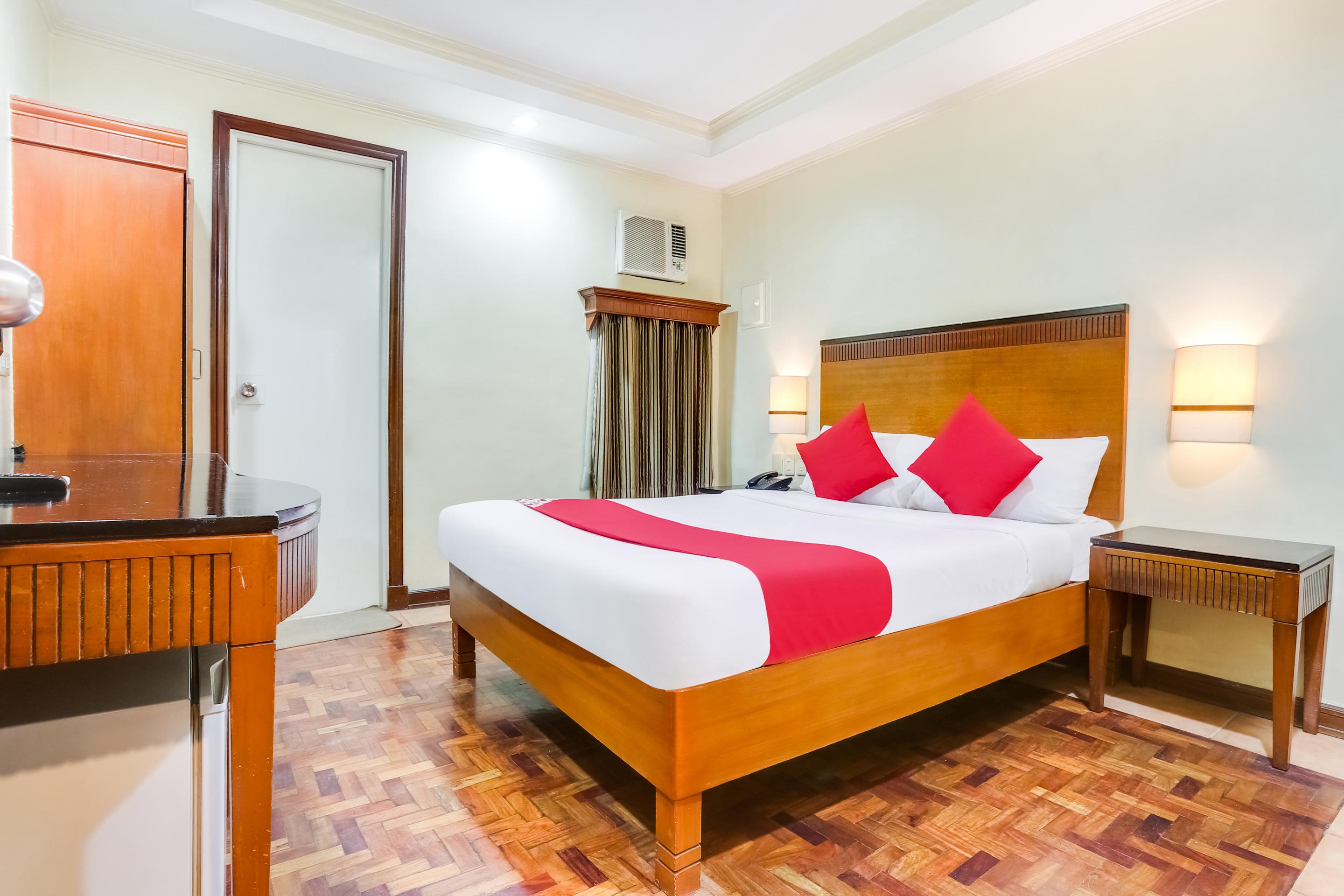 Royale Parc Inn & Suites Quezon City Exterior foto