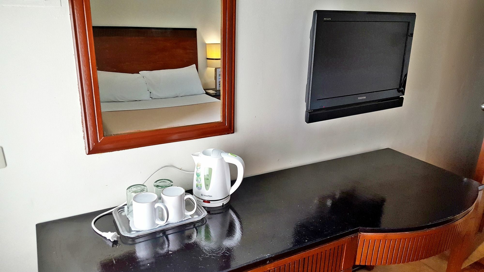 Royale Parc Inn & Suites Quezon City Exterior foto